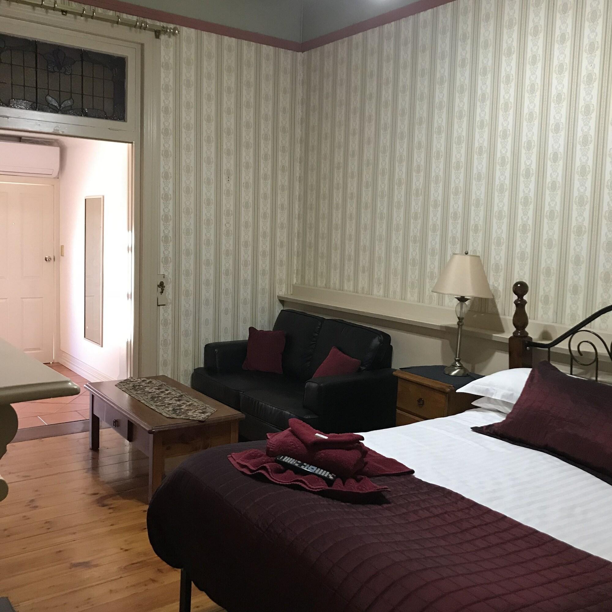 The Lodge Outback Motel Broken Hill Exterior foto