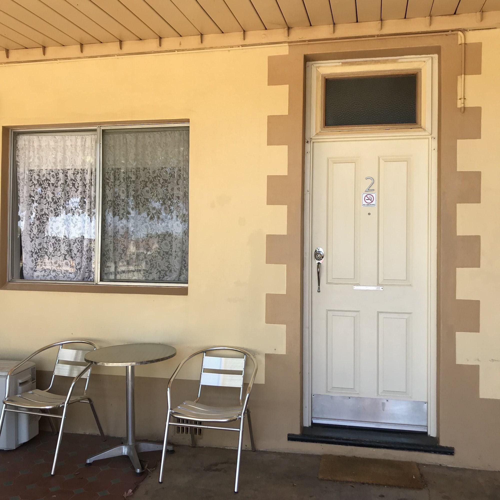 The Lodge Outback Motel Broken Hill Exterior foto