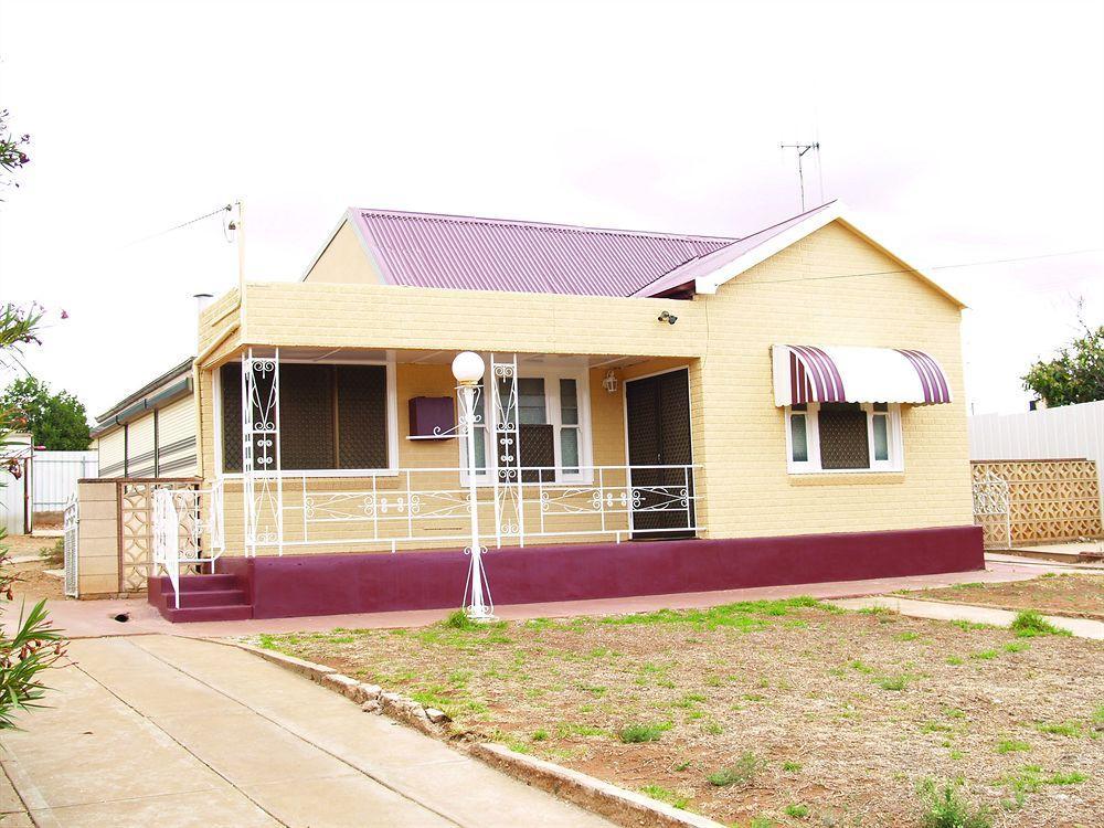 The Lodge Outback Motel Broken Hill Exterior foto