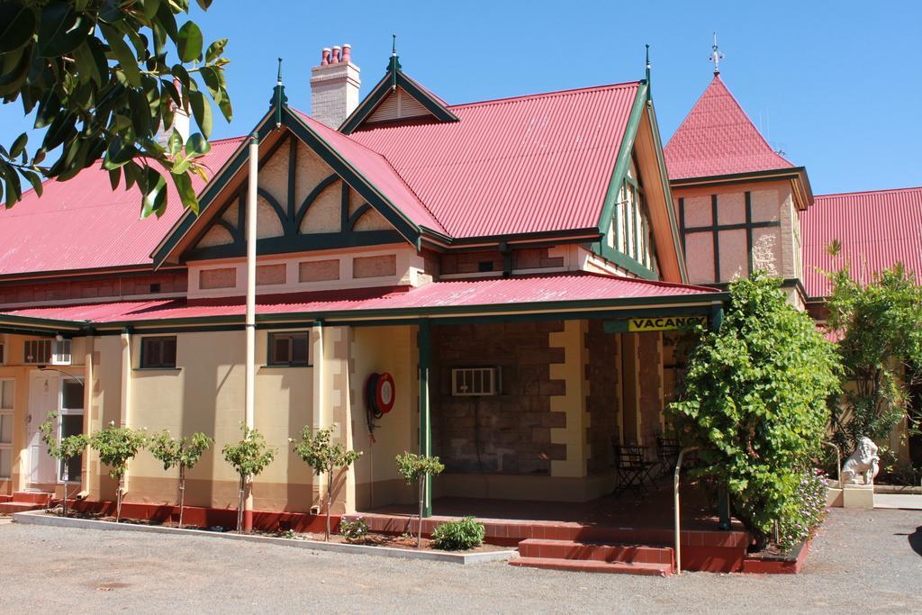 The Lodge Outback Motel Broken Hill Exterior foto