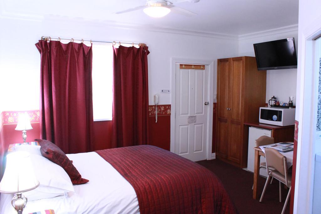The Lodge Outback Motel Broken Hill Exterior foto