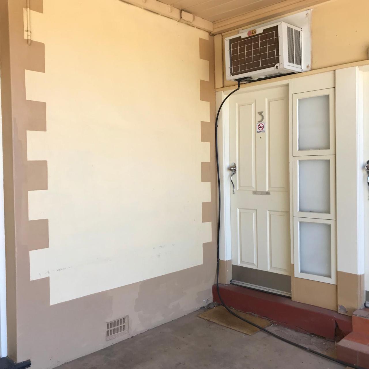 The Lodge Outback Motel Broken Hill Exterior foto